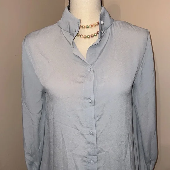 H & M Beautiful long sleeve Light Blue blouse. - Picture 2 of 11